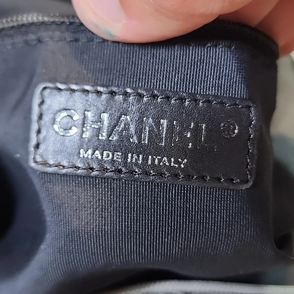 TRADE Chanel Hobo style handbag - Picture 11 of 16